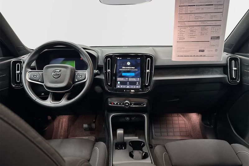 Volvo EX40 bild 6