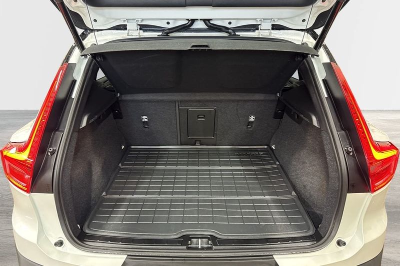 Volvo EX40 bild 14