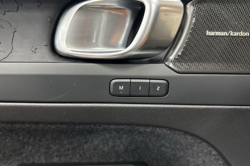 Volvo EX40 bild 17