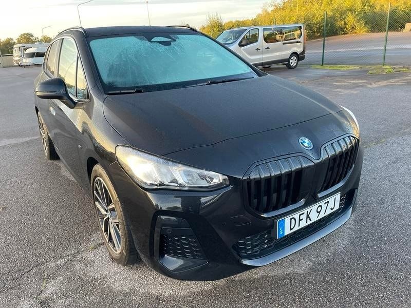 BMW 225 bild 2