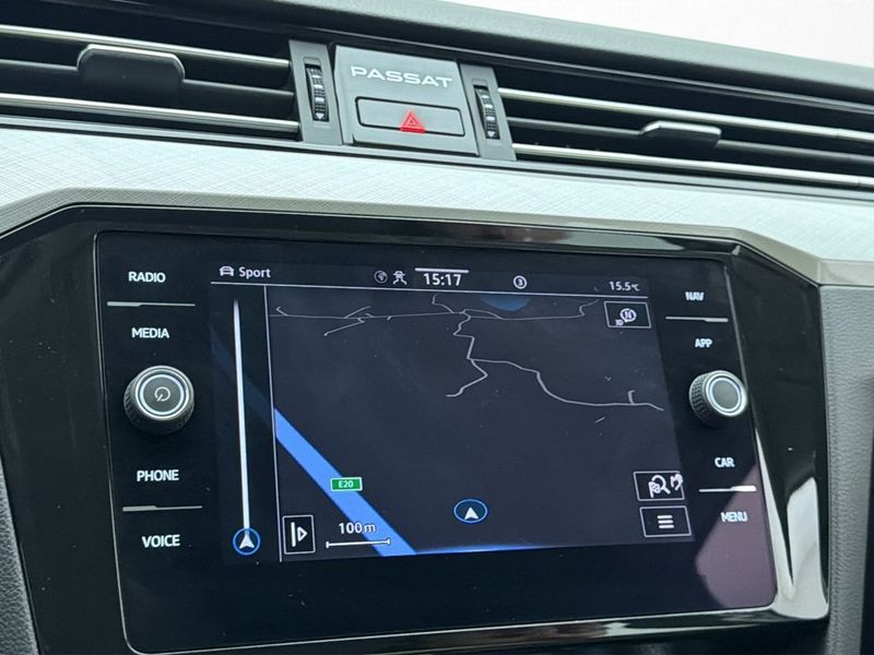 Volkswagen Passat bild 18