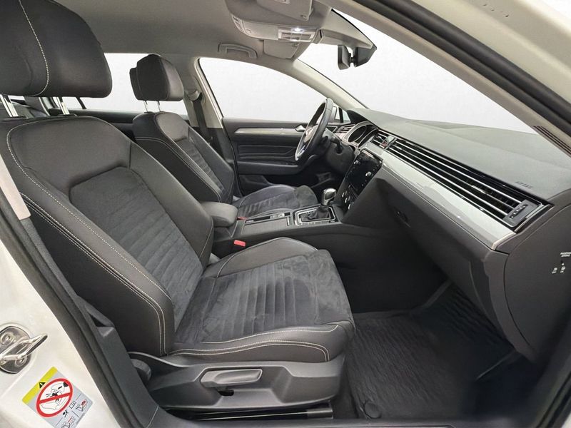 Volkswagen Passat bild 10
