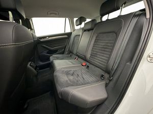 Volkswagen Passat bild 12