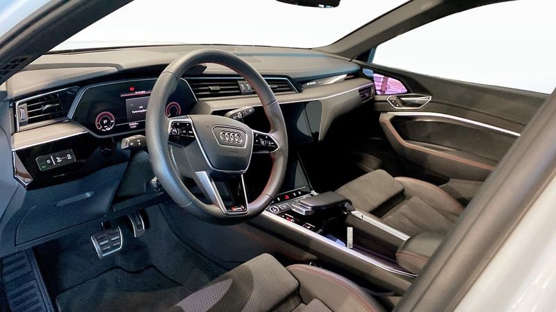 Audi Q8 e-tron bild 7