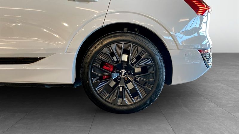 Audi Q8 e-tron bild 6