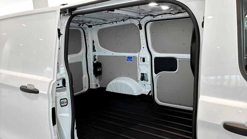 Ford Custom bild 5