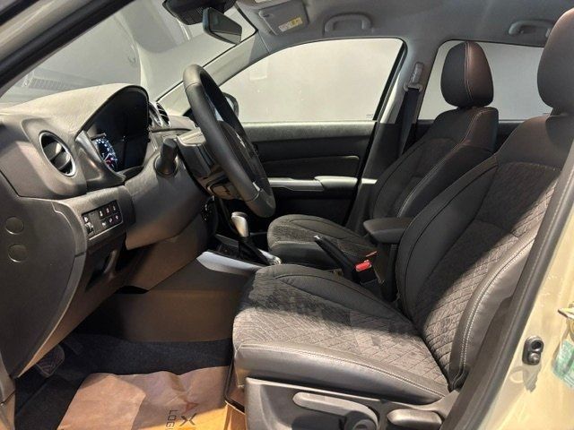 Suzuki Vitara bild 7