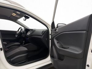 Hyundai i20 bild 11