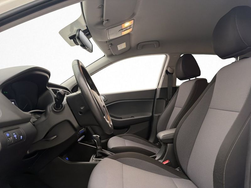 Hyundai i20 bild 8