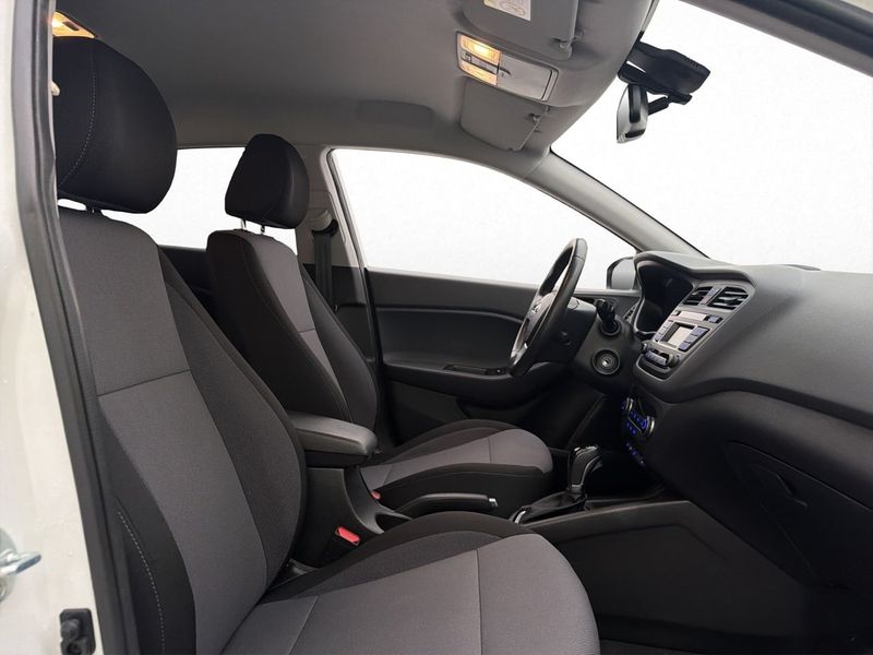 Hyundai i20 bild 10