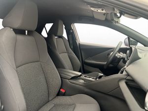 Toyota C-HR bild 11