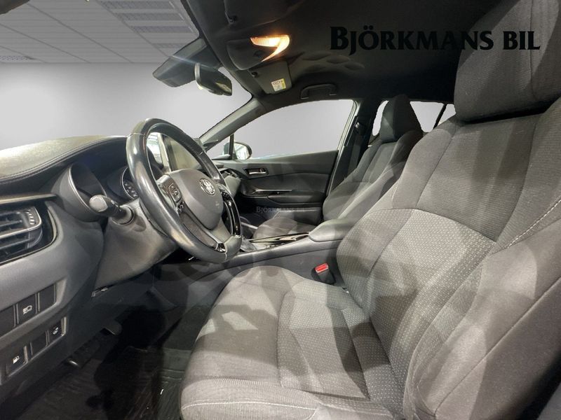 Toyota C-HR bild 8