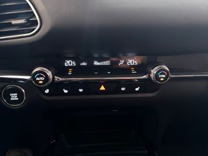 Mazda CX-30 bild 13