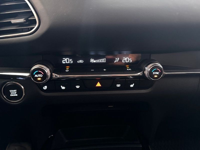 Mazda CX-30 bild 13