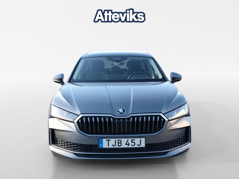 Skoda Superb bild 8