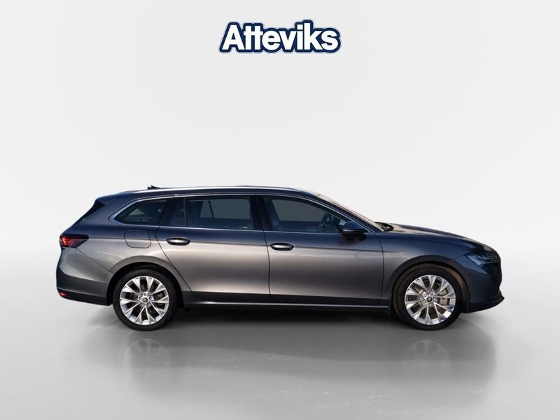 Skoda Superb bild 2