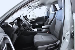 Toyota RAV4 bild 6