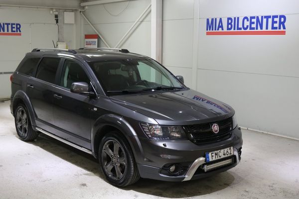 Fiat Freemont 2.0D 4x4 // 7sits // Ny kamrem // Skinn - 2015