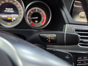 Mercedes E220 bild 18
