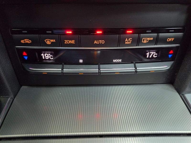 Mercedes E220 bild 14
