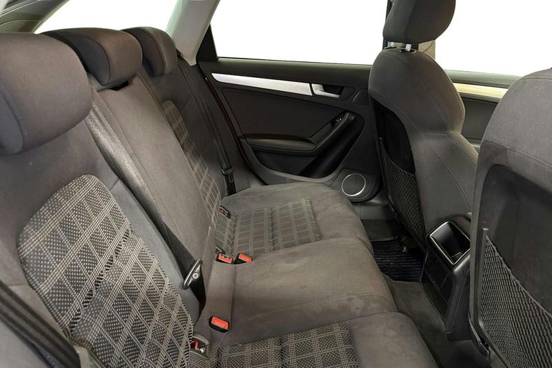Audi A4 bild 8