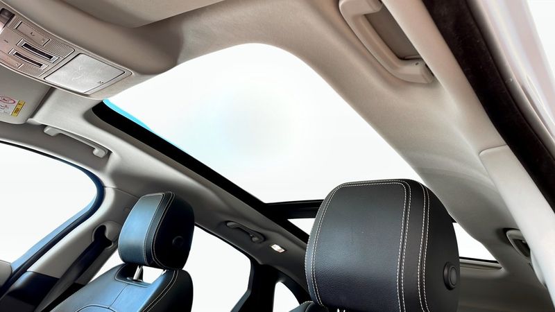Jaguar F-Pace bild 11