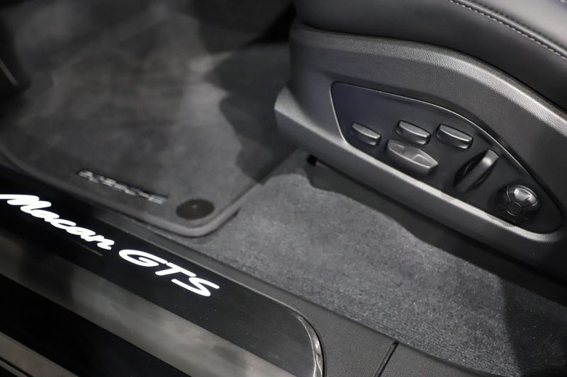 Porsche Macan bild 14