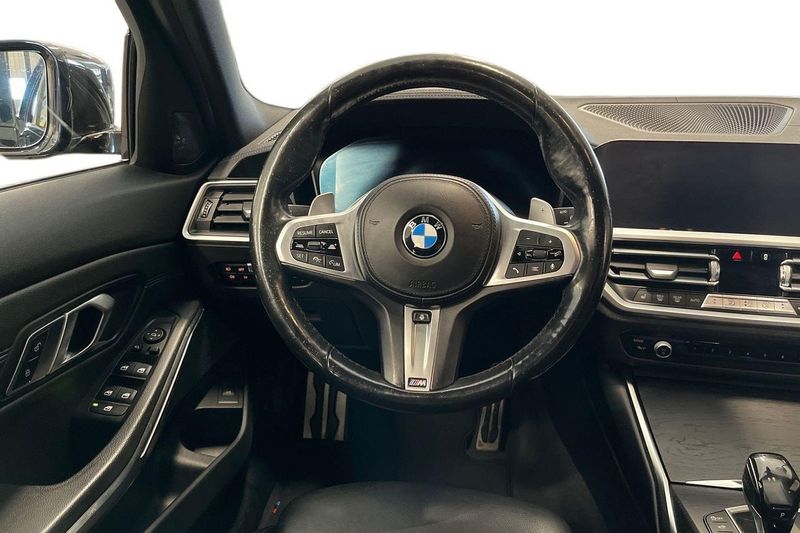 BMW 320 bild 14