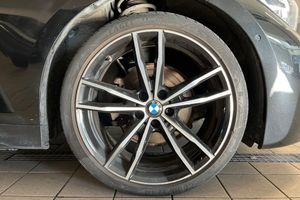 BMW 320 bild 10