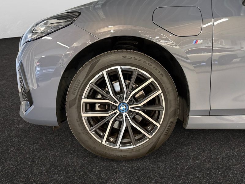 BMW 225 bild 17