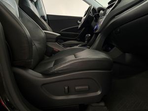 Hyundai Grand Santa Fe bild 8