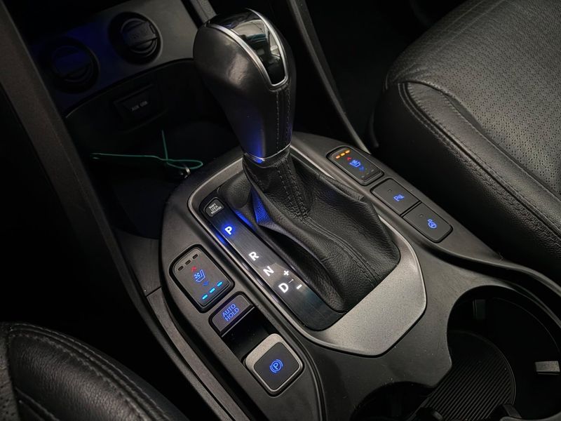 Hyundai Grand Santa Fe bild 6