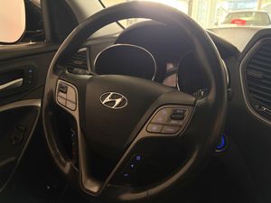 Hyundai Grand Santa Fe bild 5