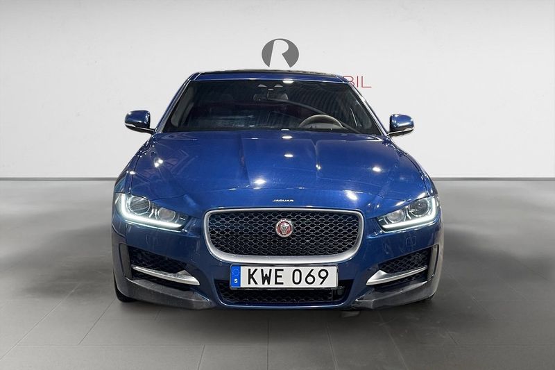 Jaguar XE bild 9