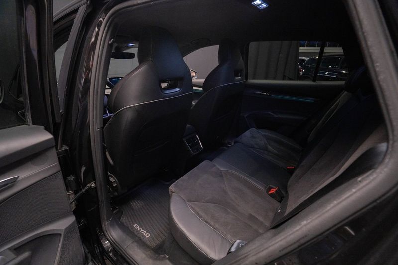 Skoda Enyaq bild 18