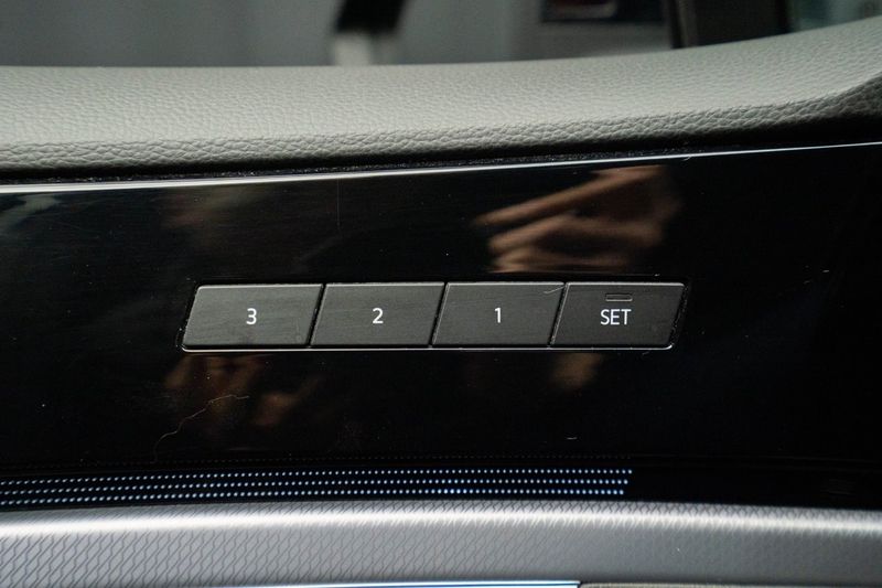 Volkswagen Touareg bild 17