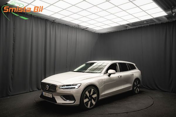 Volvo V60 Recharge T6 AWD LÄDER DRAG 96.7%SoH KAMERA 1-ÄGARE MOMS - 2024
