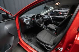Toyota Auris bild 15