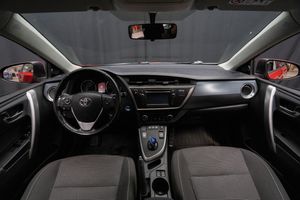 Toyota Auris bild 13