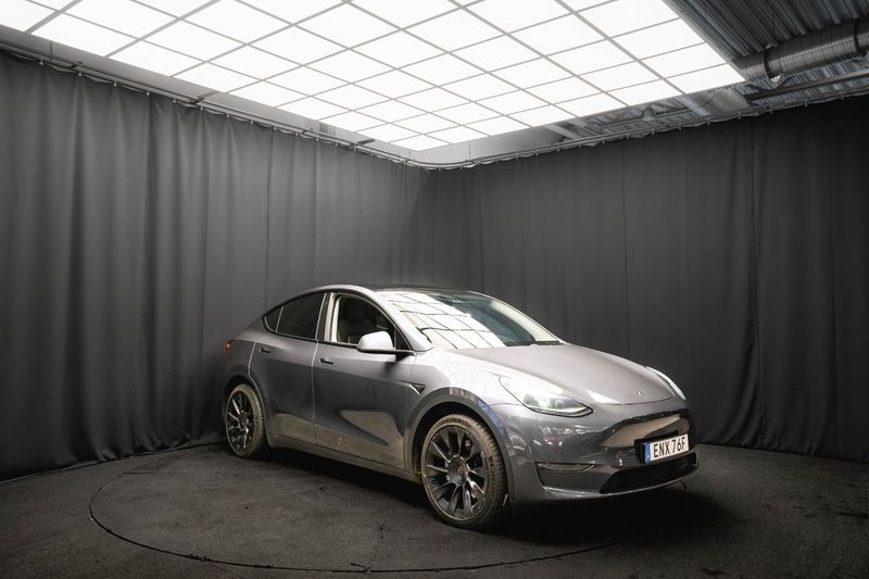 Tesla Model Y bild 5