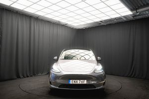 Tesla Model Y bild 4