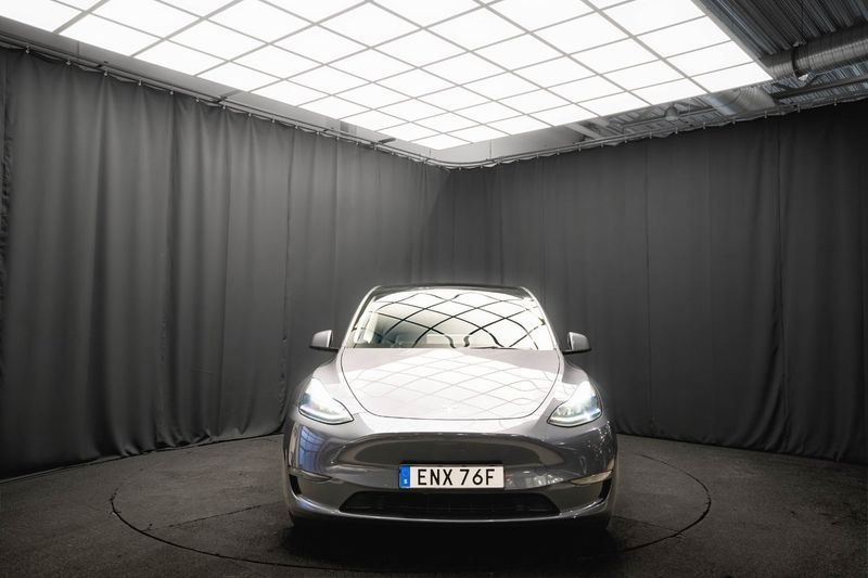 Tesla Model Y bild 4