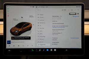 Tesla Model Y bild 26