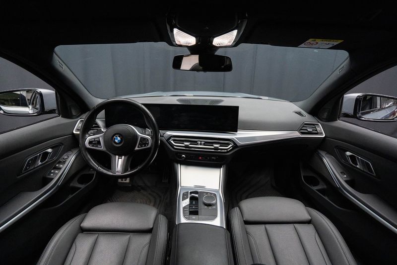 BMW 320 bild 10