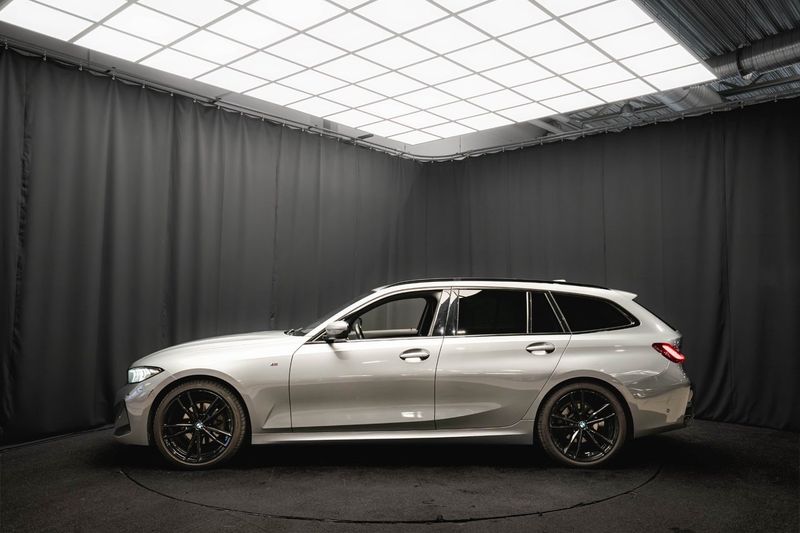 BMW 320 bild 9