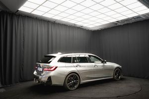 BMW 320 bild 6