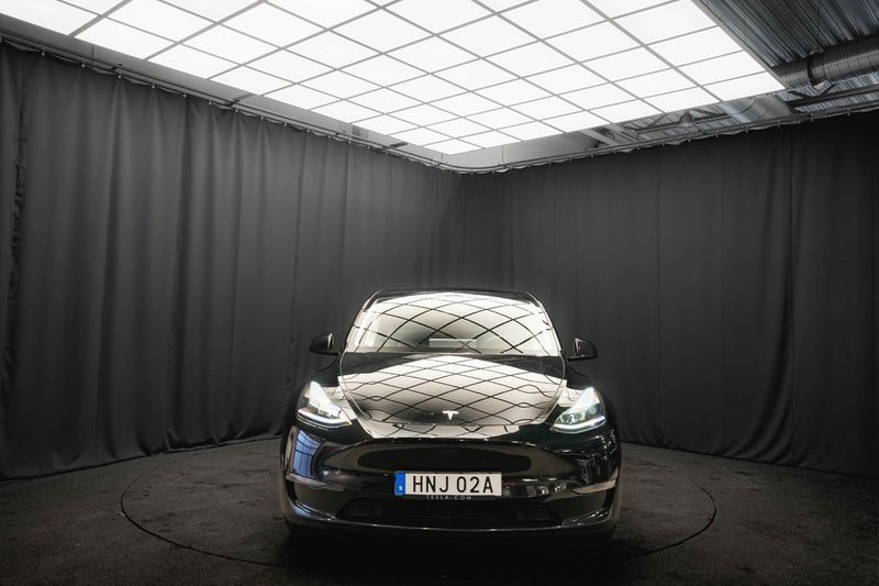 Tesla Model Y bild 4