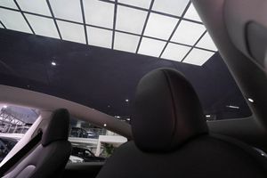 Tesla Model Y bild 11
