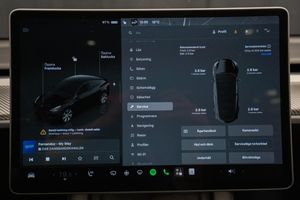 Tesla Model Y bild 20