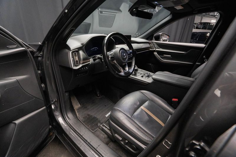 Mazda CX-80 bild 17